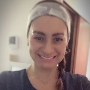 Meet your Posher, Claudia